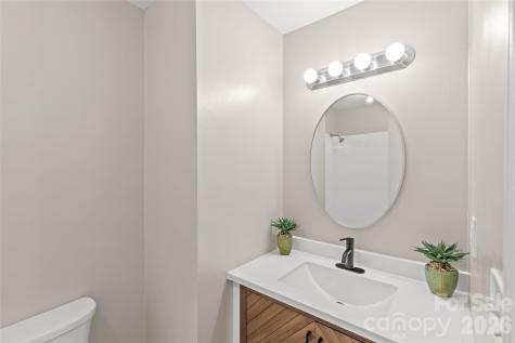 1401 Cedarwood Lane Charlotte NC 28212