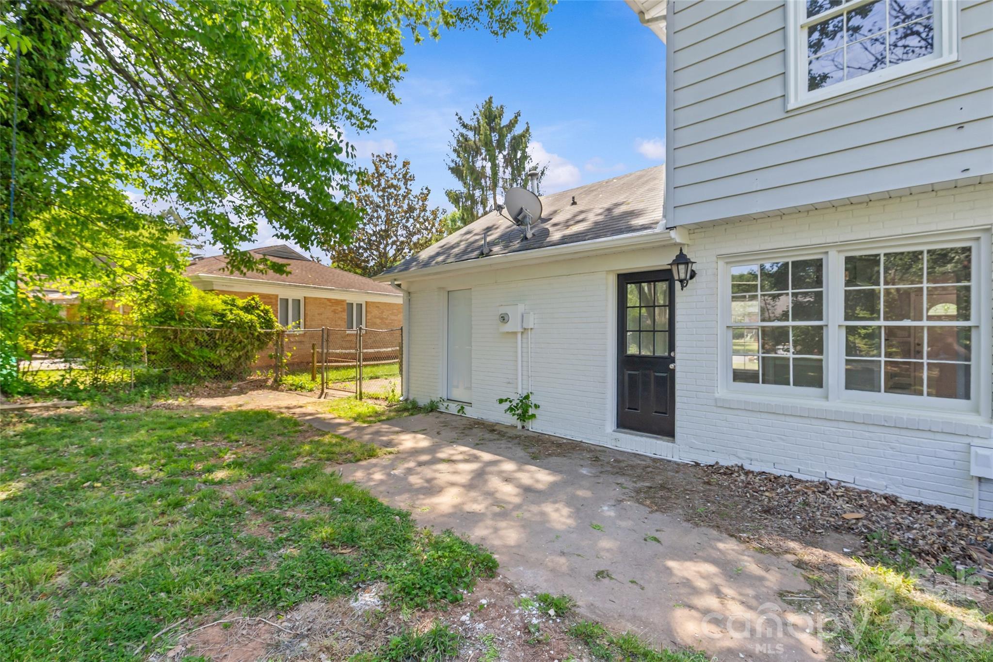 1401 Cedarwood Lane Charlotte NC 28212