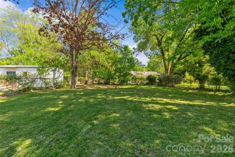 1401 Cedarwood Lane Charlotte NC 28212