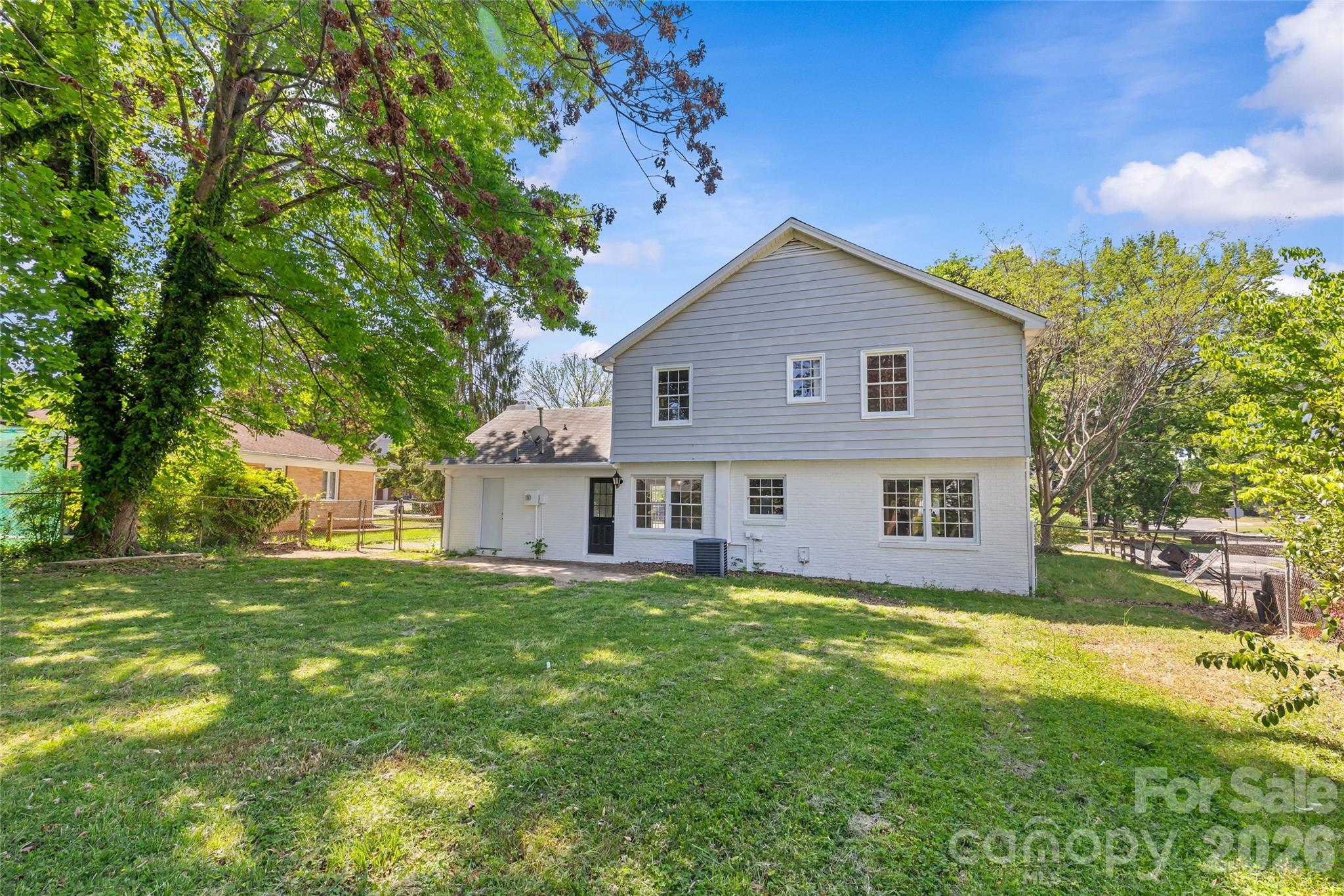 1401 Cedarwood Lane Charlotte NC 28212
