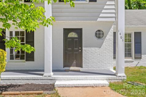 1401 Cedarwood Lane Charlotte NC 28212