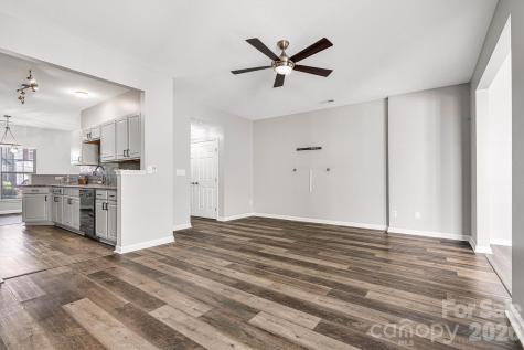 122 Kallie Loop Mooresville NC 28117