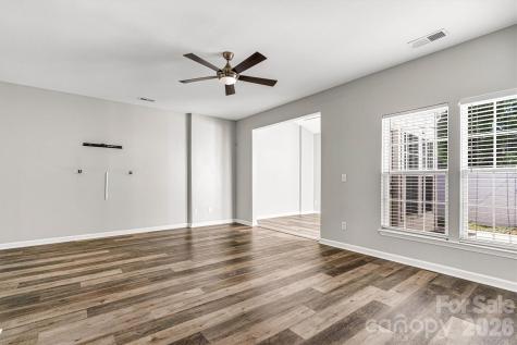 122 Kallie Loop Mooresville NC 28117