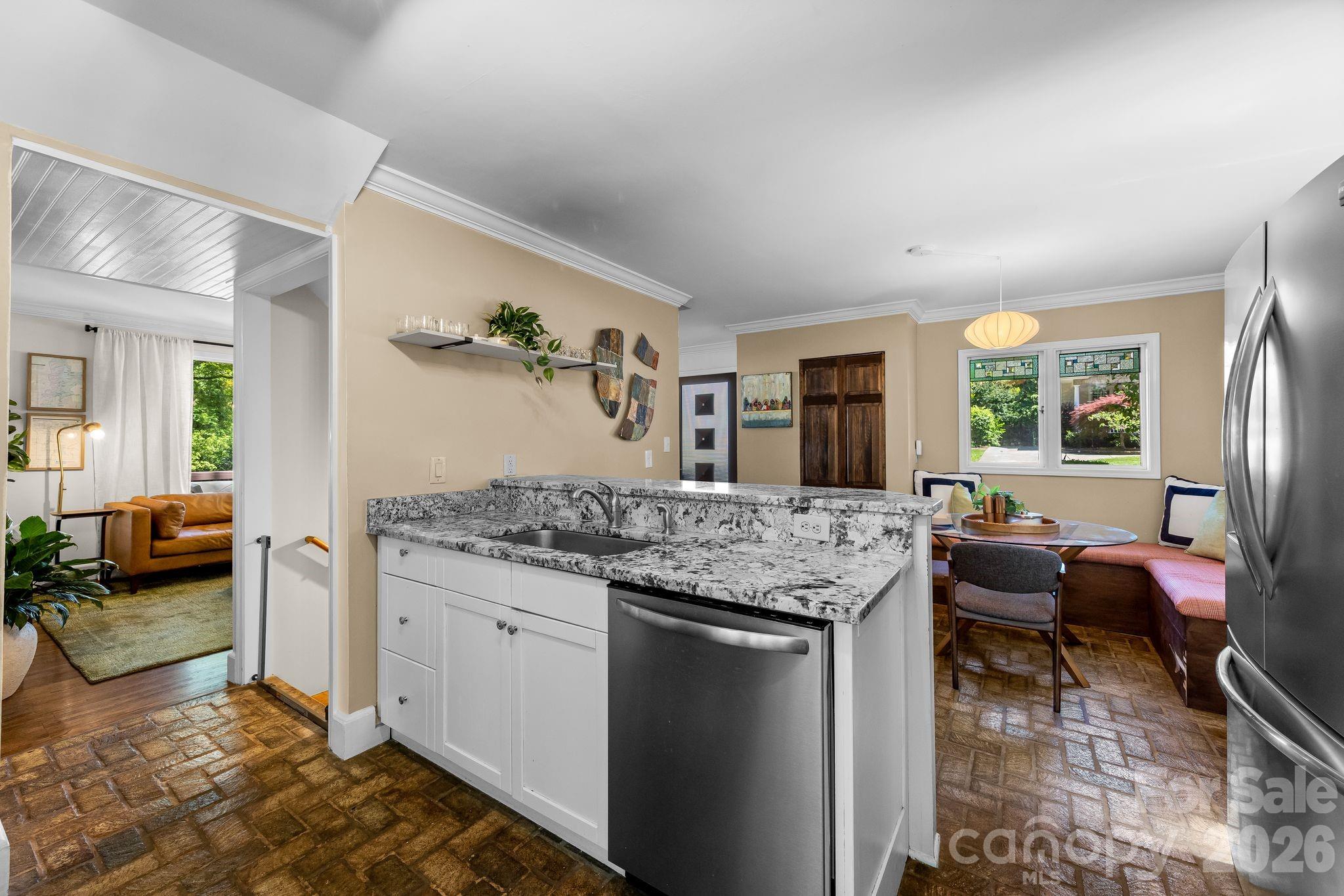 1512 Ideal Way Charlotte NC 28203