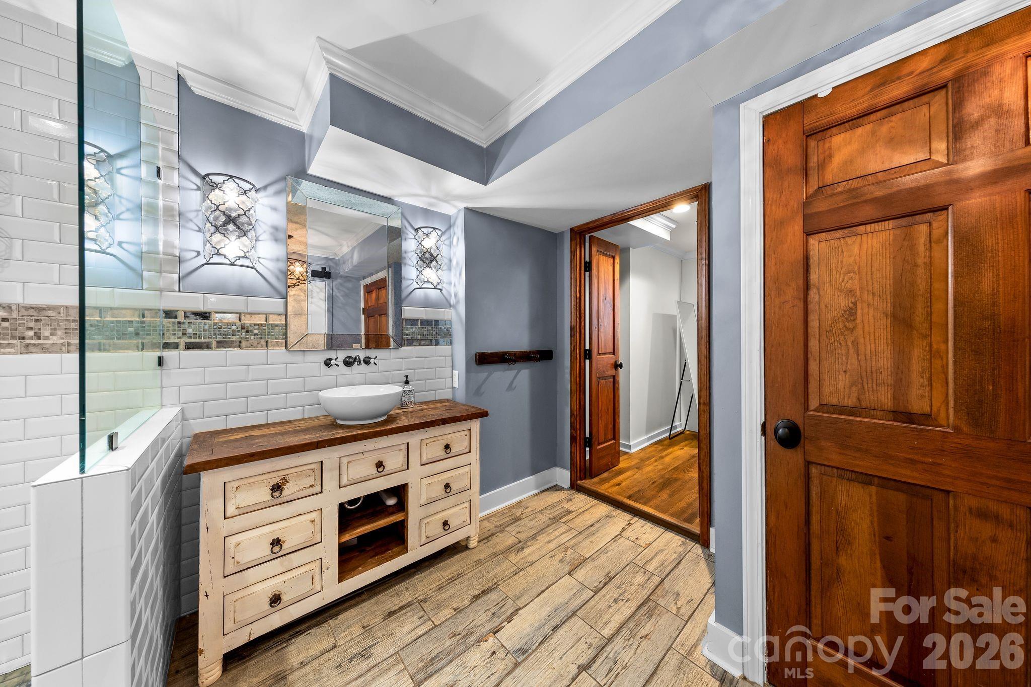 1512 Ideal Way Charlotte NC 28203