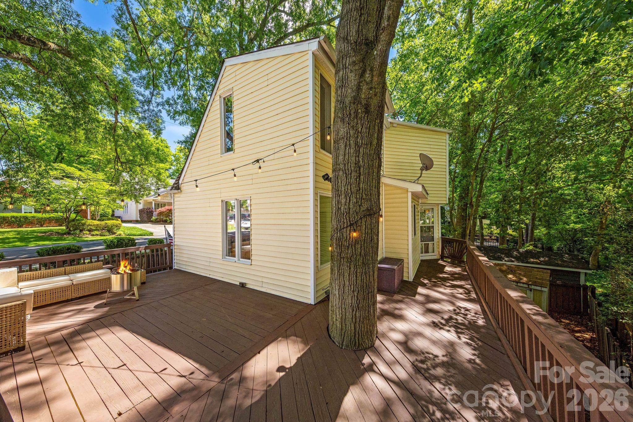 1512 Ideal Way Charlotte NC 28203