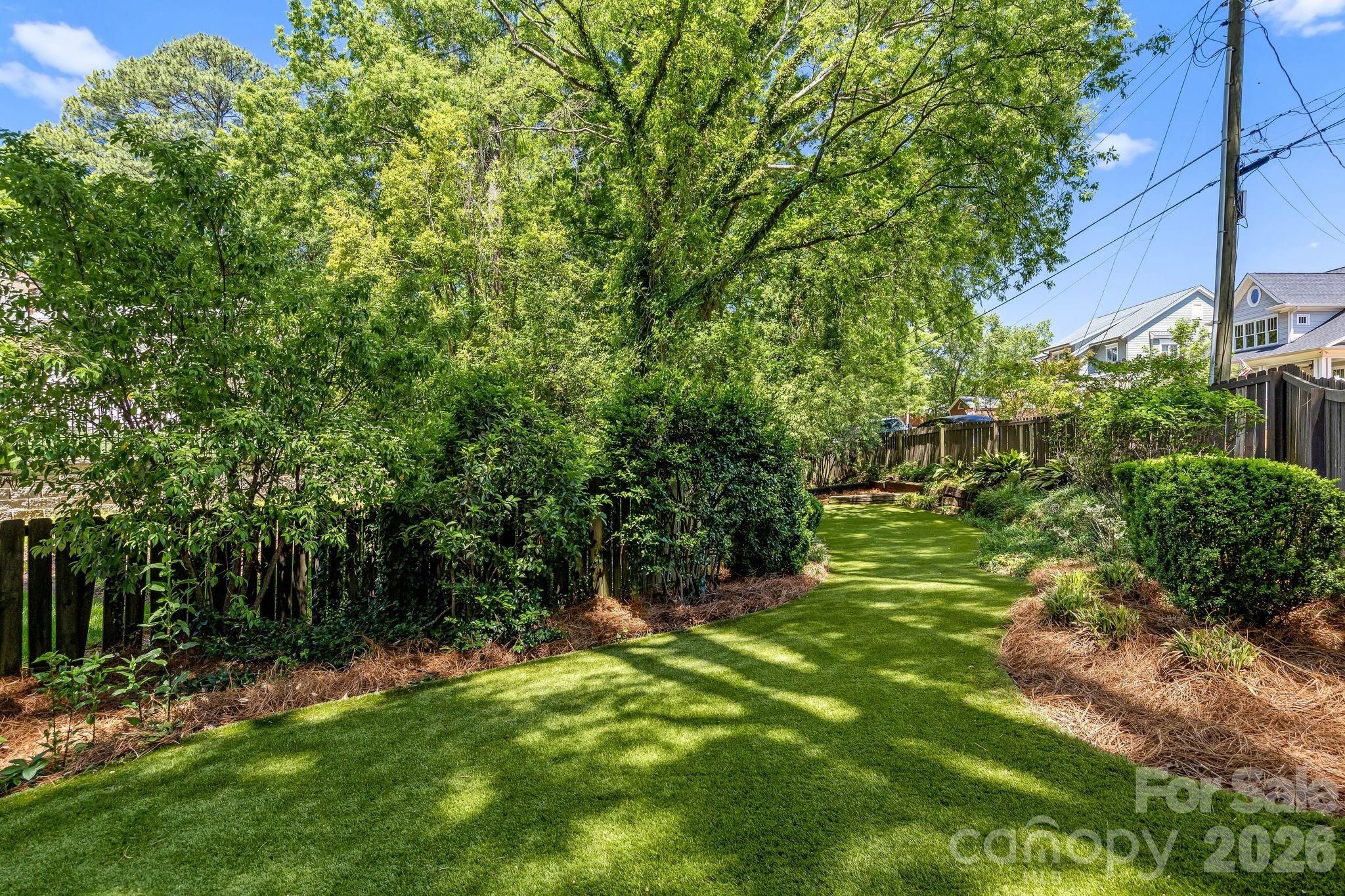 1512 Ideal Way Charlotte NC 28203