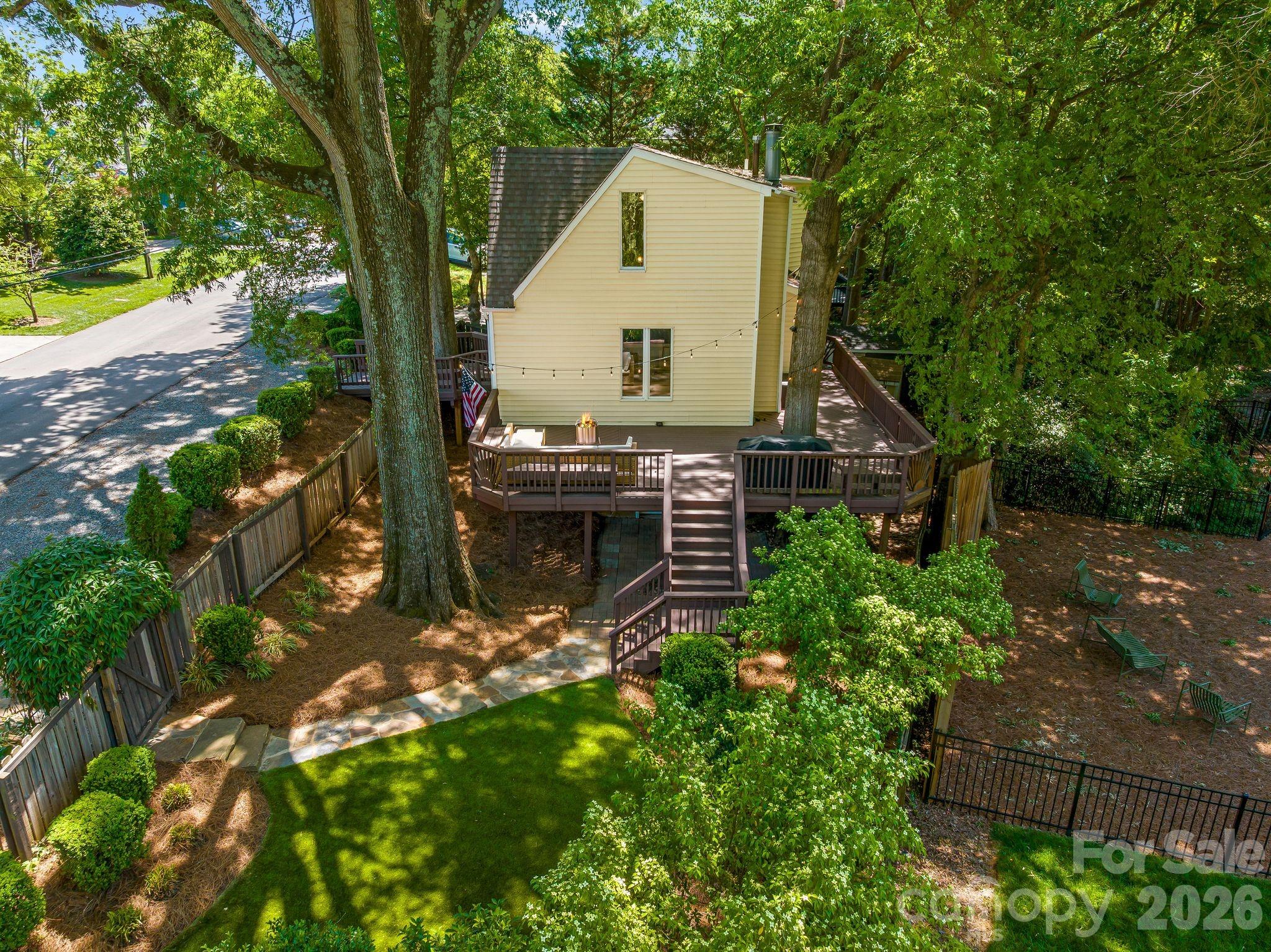 1512 Ideal Way Charlotte NC 28203