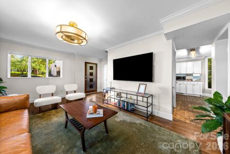 1512 Ideal Way Charlotte NC 28203