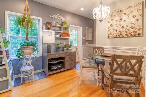 43 Kirby Road Asheville NC 28806