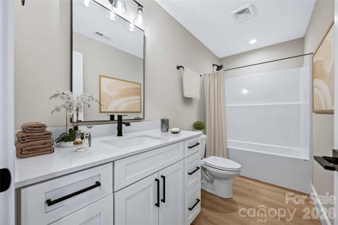 12 Knox Road Black Mountain NC 28711