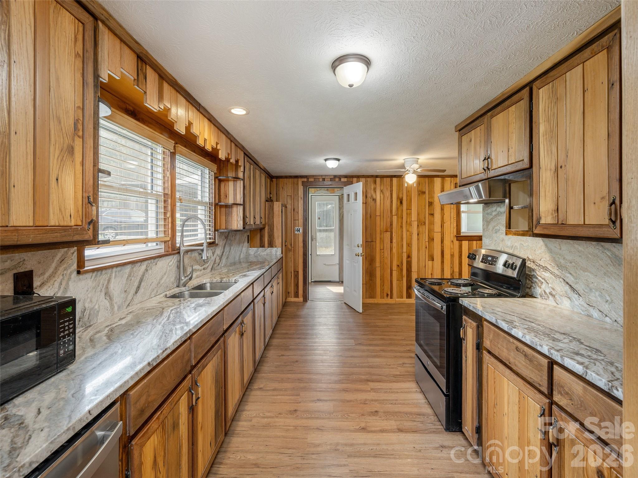 91 Rice Branch Road Asheville NC 28804