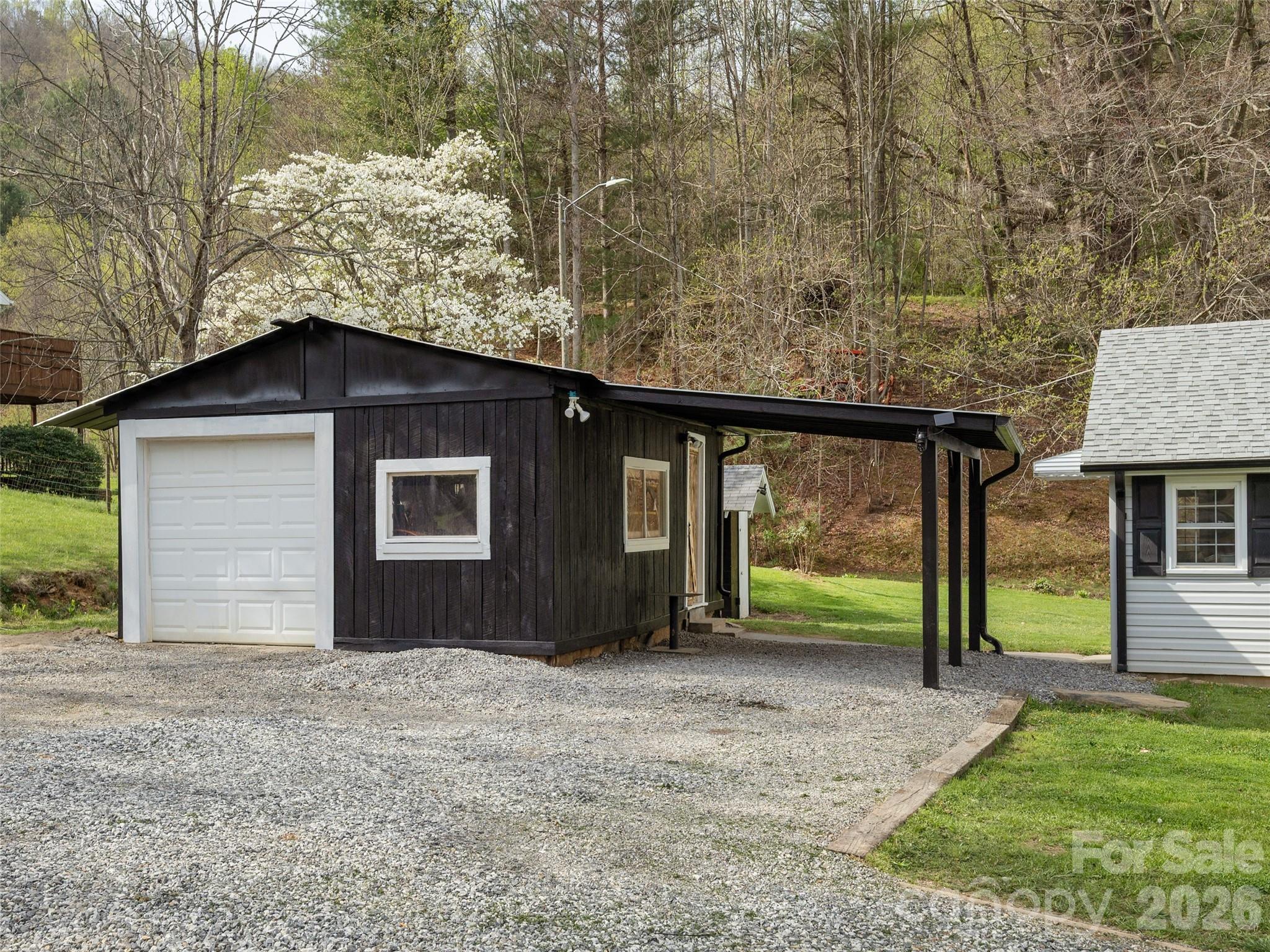 91 Rice Branch Road Asheville NC 28804
