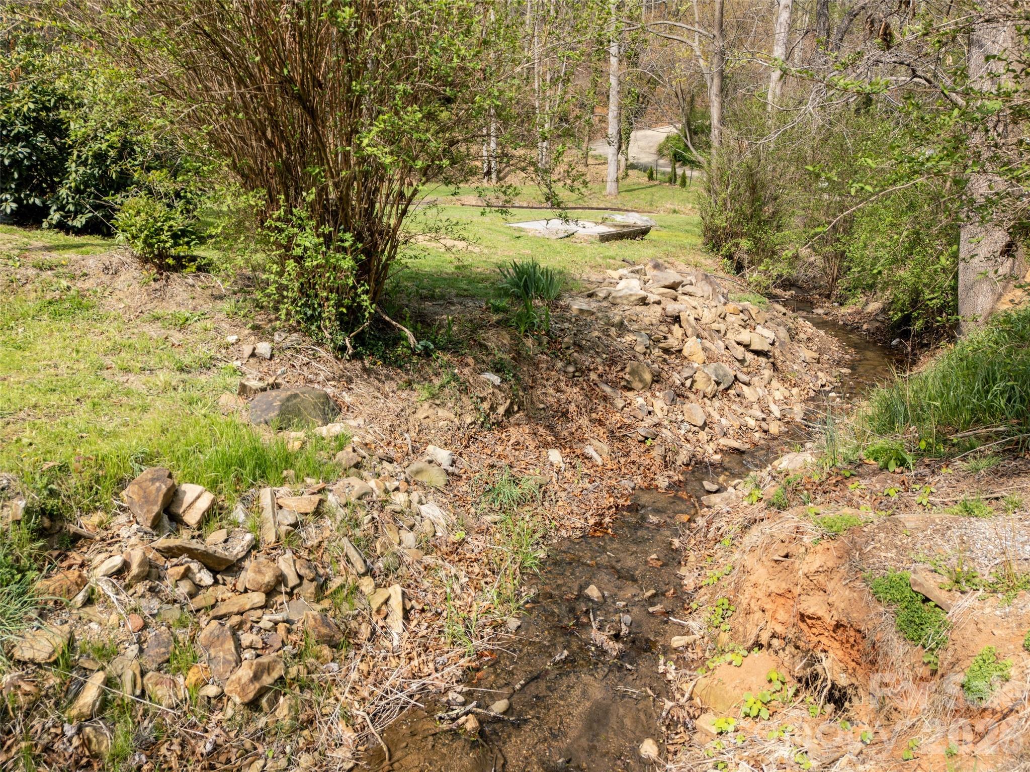 91 Rice Branch Road Asheville NC 28804