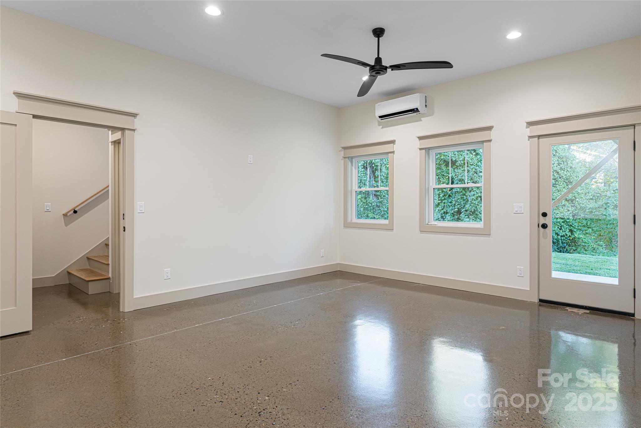 30 Acona Lane Asheville NC 28803