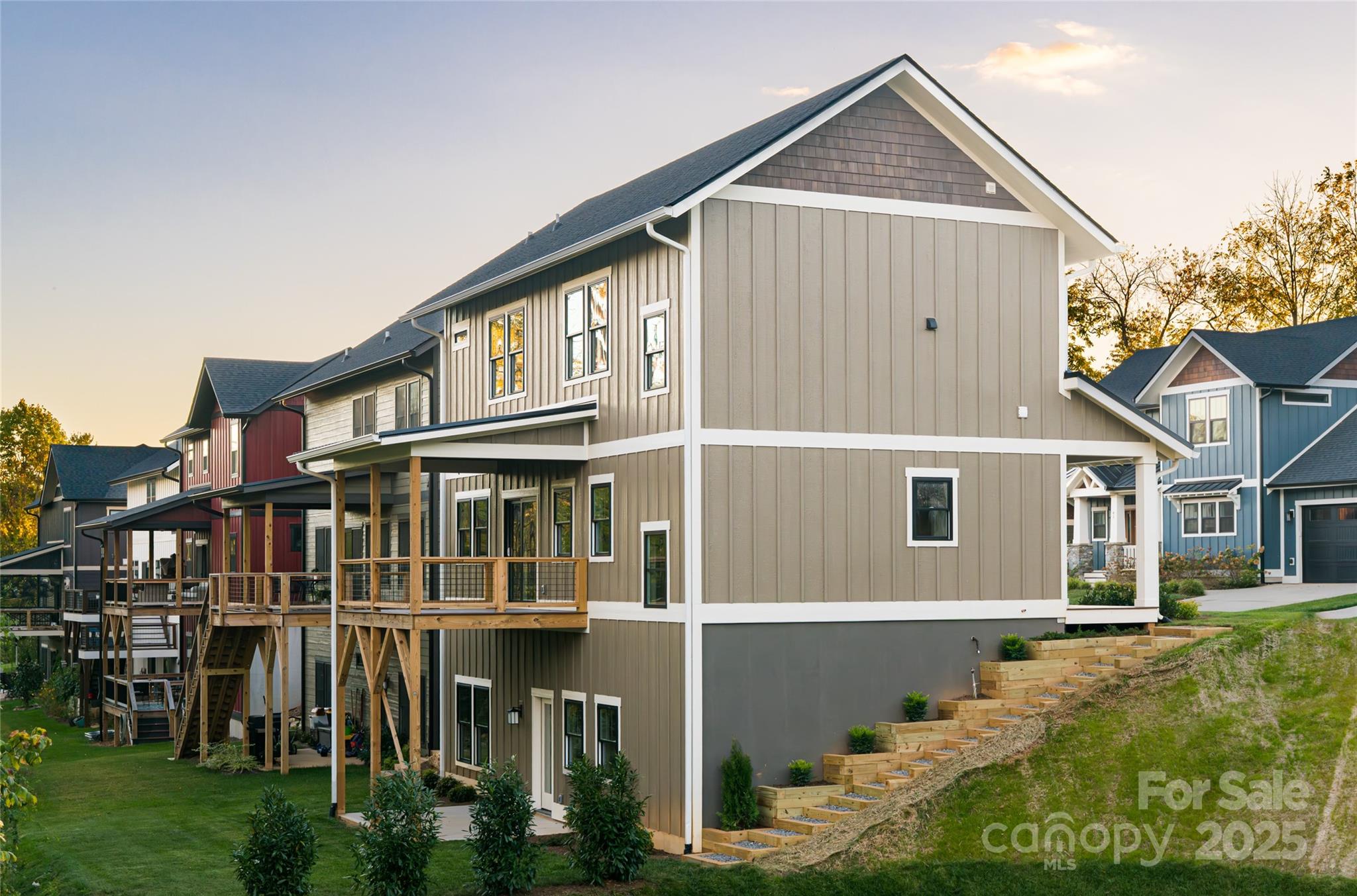 30 Acona Lane Asheville NC 28803