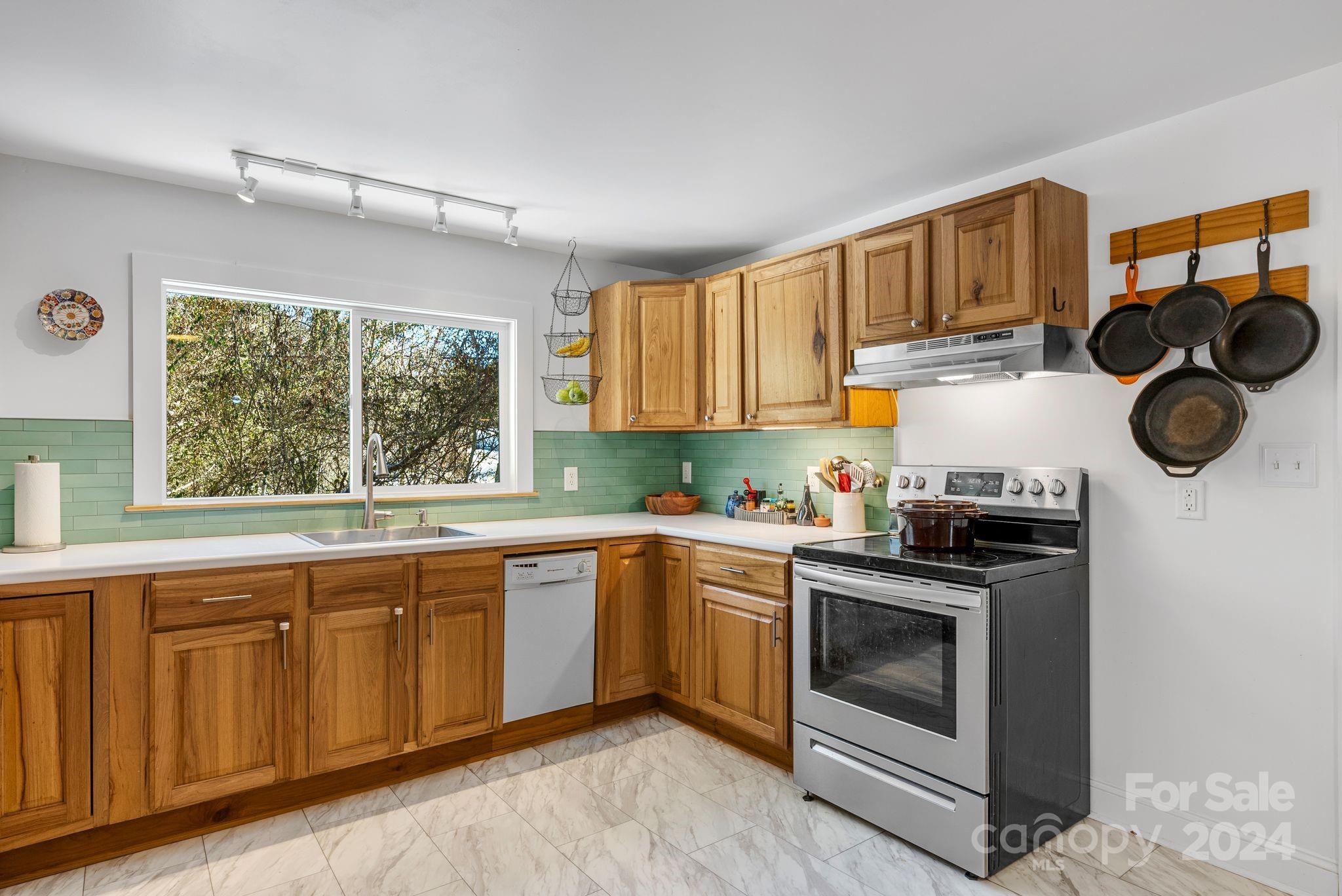 608 Barnard Road Marshall NC 28753