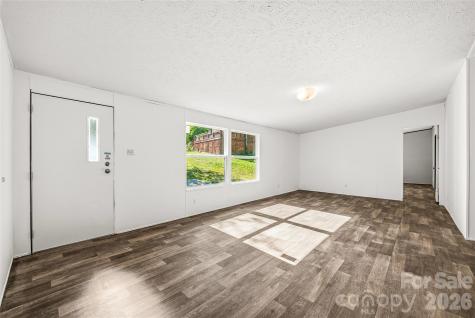 45 Alan Retreat Road Hendersonville NC 28792
