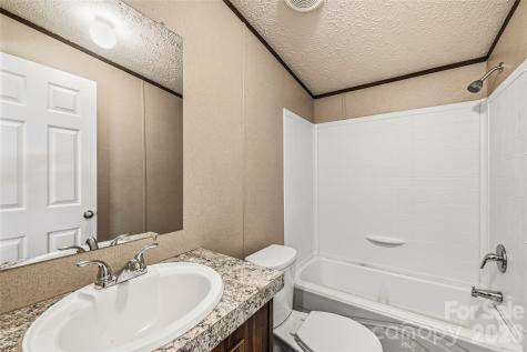 45 Alan Retreat Road Hendersonville NC 28792