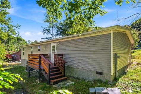 45 Alan Retreat Road Hendersonville NC 28792