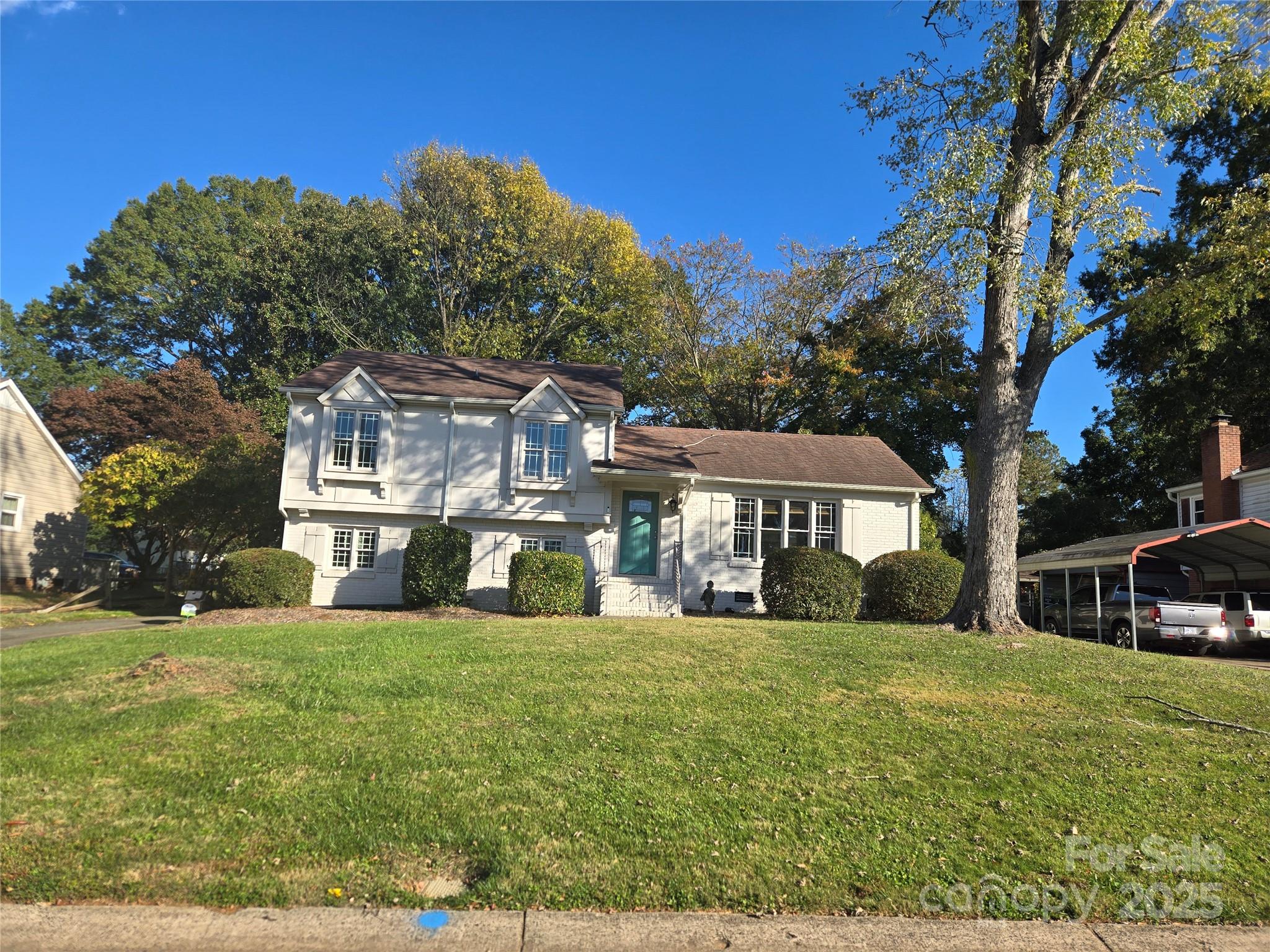 7214 Fox Hunt Road Charlotte NC 28212