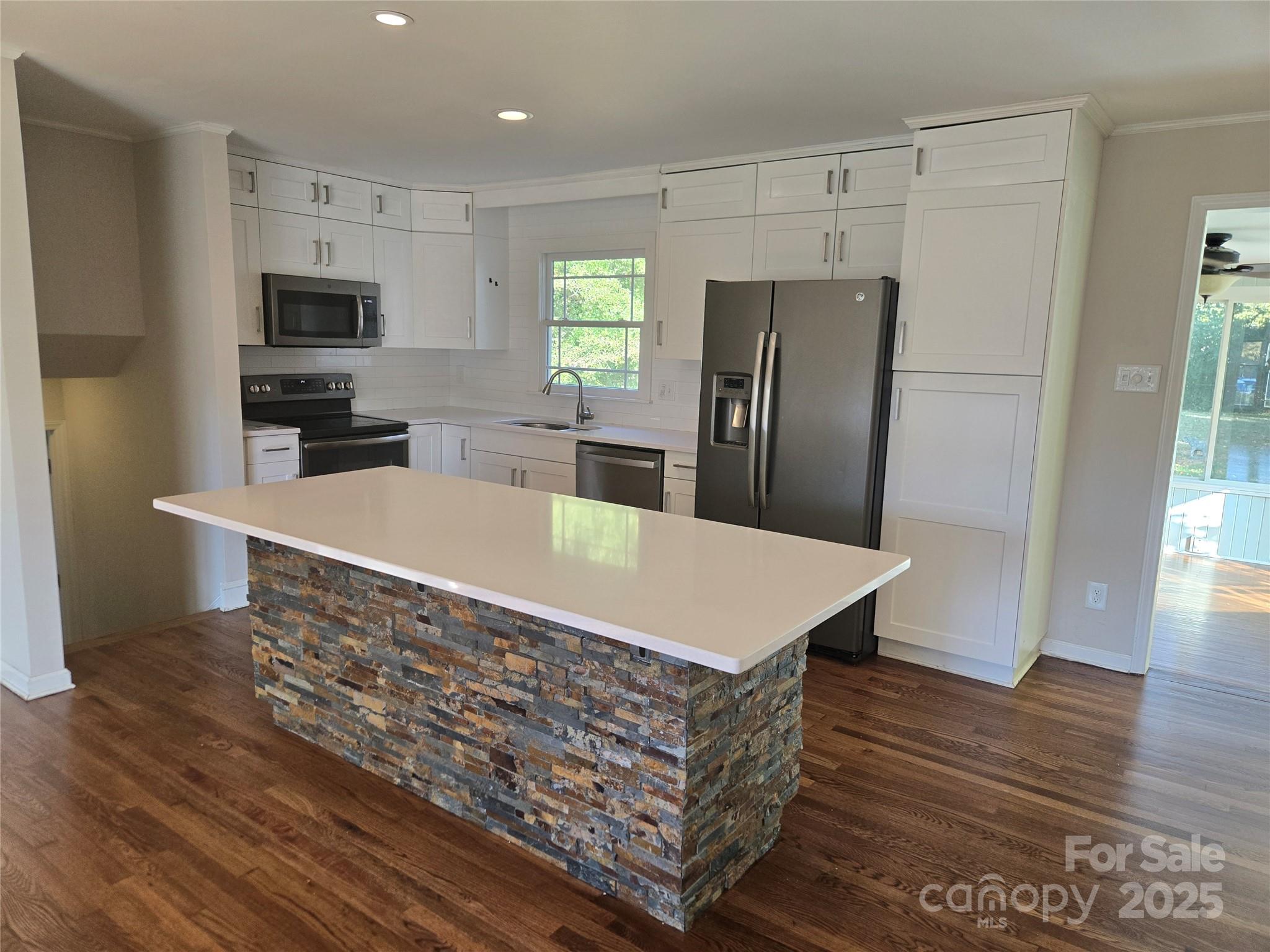 7214 Fox Hunt Road Charlotte NC 28212