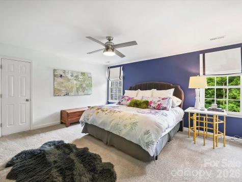 4017 Moorland Drive Charlotte NC 28226