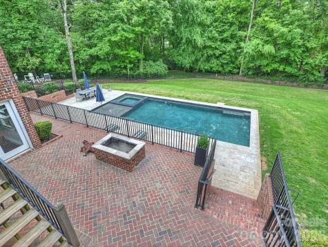 4017 Moorland Drive Charlotte NC 28226