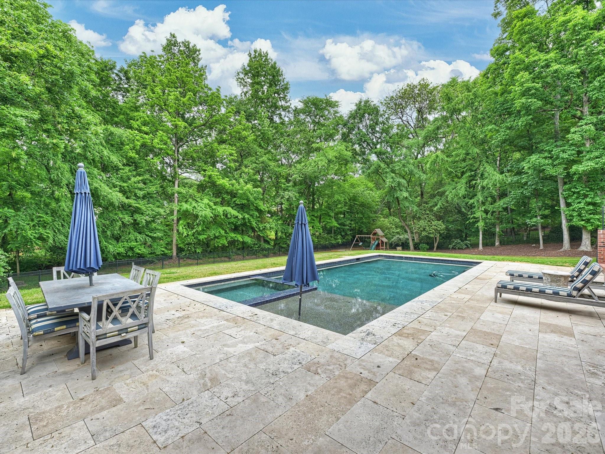 4017 Moorland Drive Charlotte NC 28226
