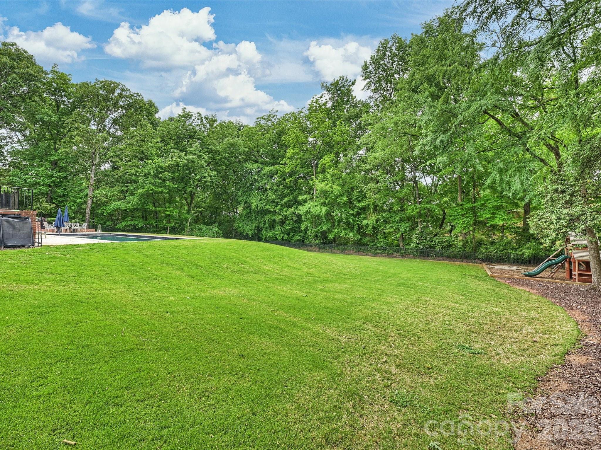 4017 Moorland Drive Charlotte NC 28226
