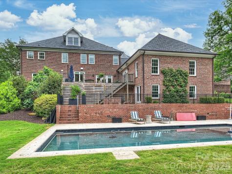 4017 Moorland Drive Charlotte NC 28226