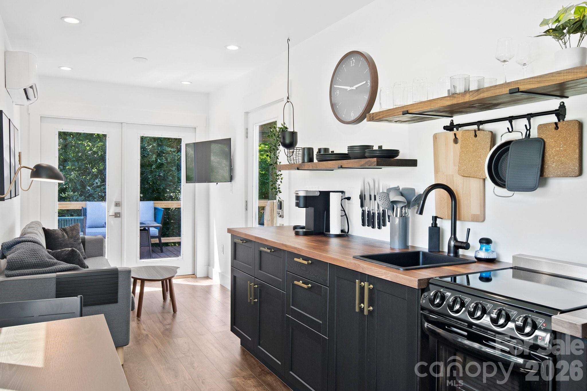 8 & 10 George Allen Ridge Arden NC 28704