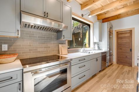 39 Bent Creek Preserve Road Asheville NC 28806