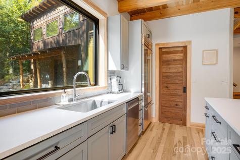 39 Bent Creek Preserve Road Asheville NC 28806