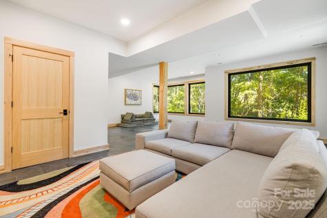 39 Bent Creek Preserve Road Asheville NC 28806