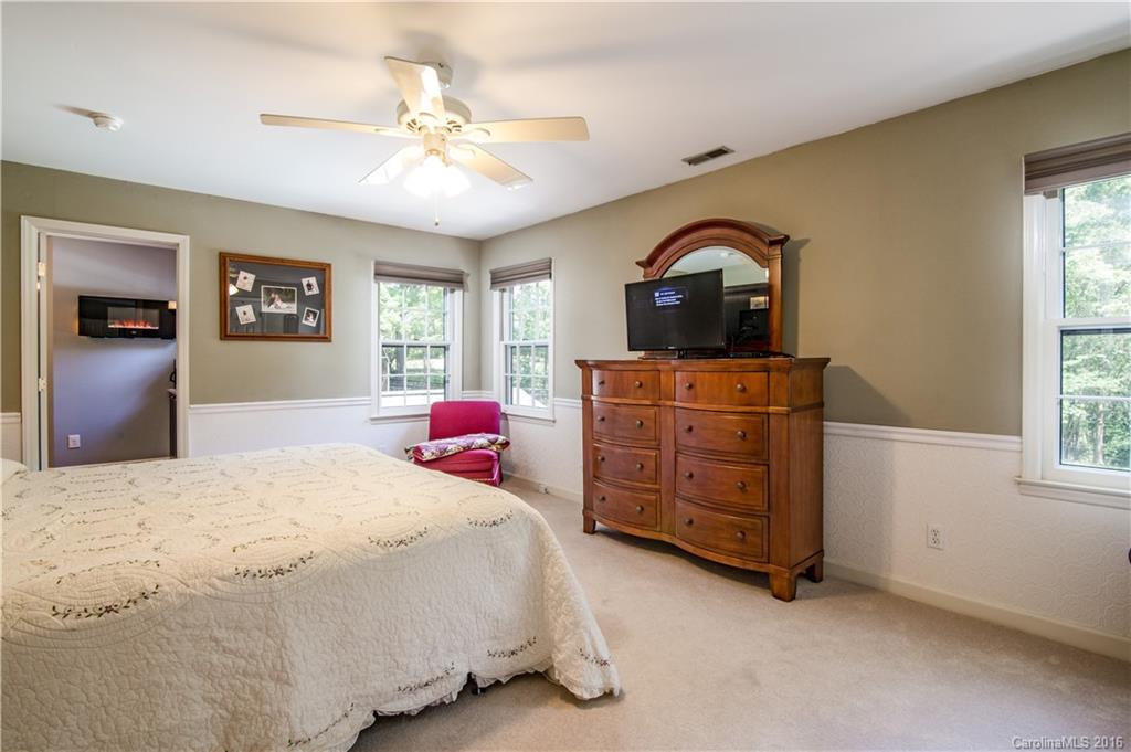 6648 Pensford Lane Charlotte NC 28270