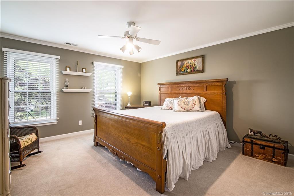 6648 Pensford Lane Charlotte NC 28270