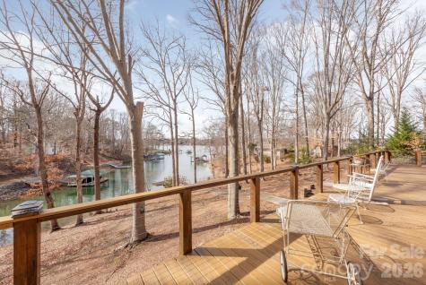151 Bridlewood Drive Mooresville NC 28117