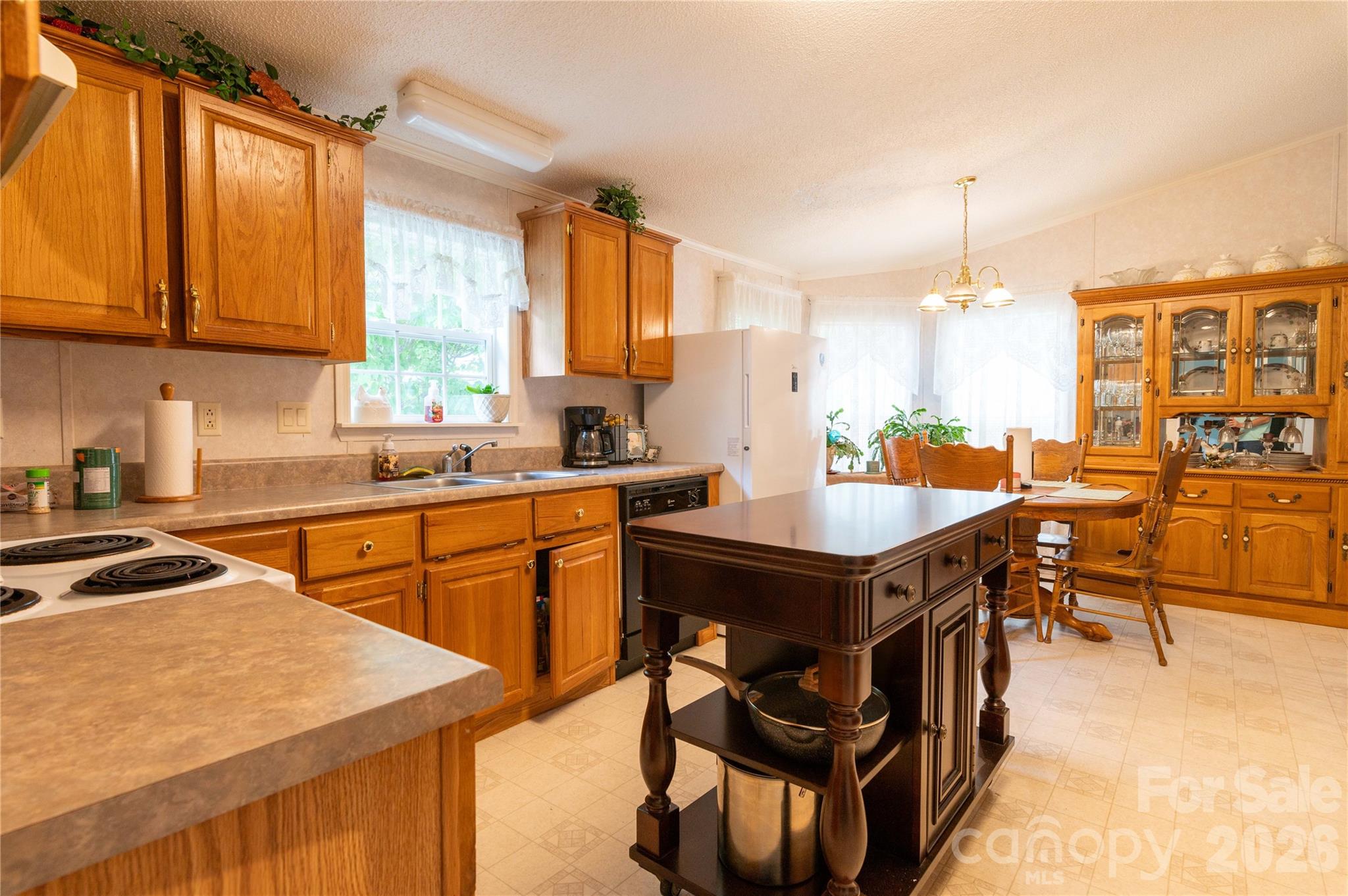 98 Cardinal Lane Burnsville NC 28714