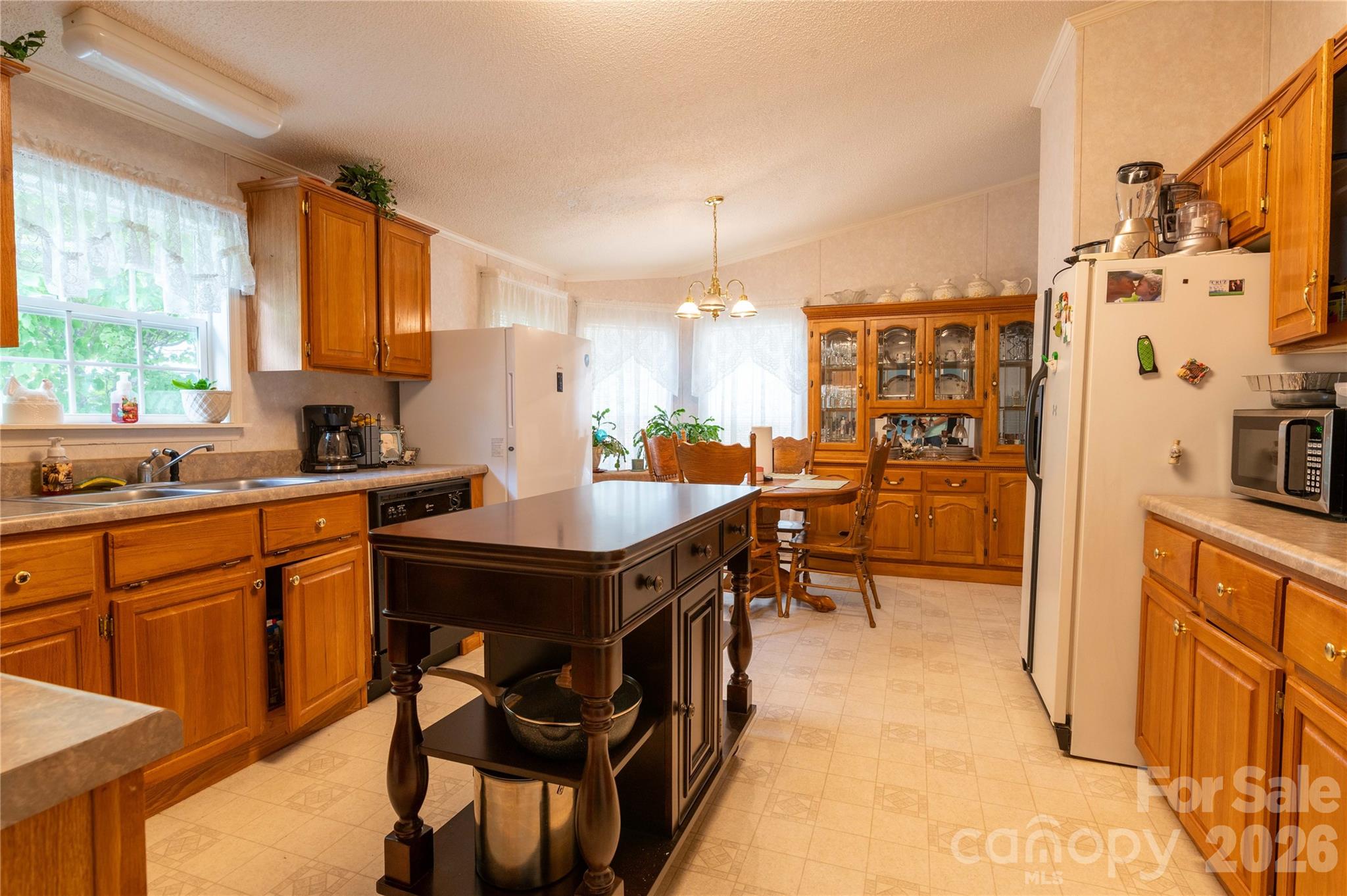 98 Cardinal Lane Burnsville NC 28714