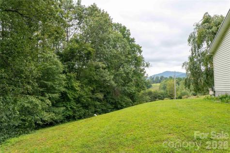 98 Cardinal Lane Burnsville NC 28714