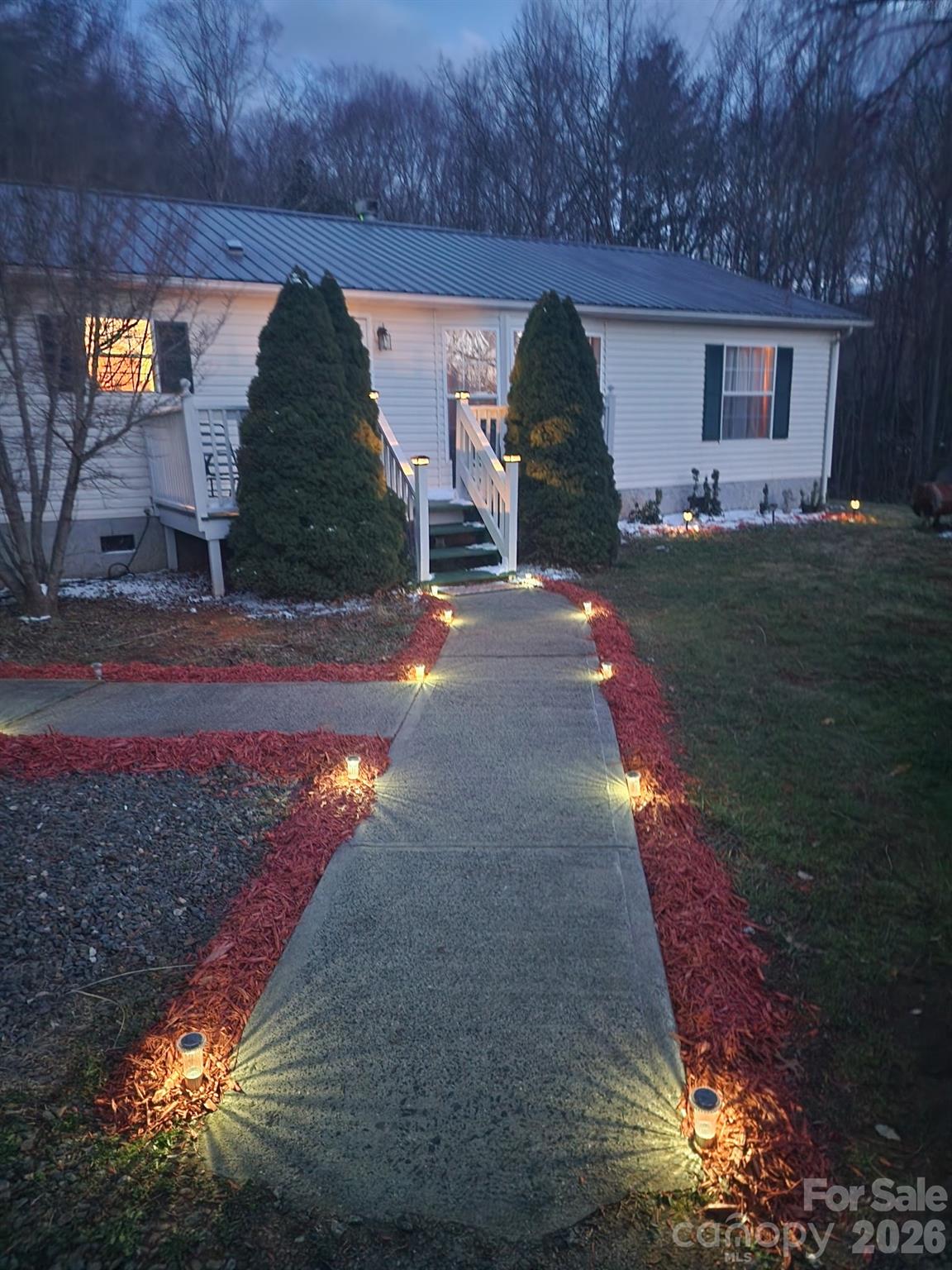98 Cardinal Lane Burnsville NC 28714