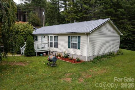 98 Cardinal Lane Burnsville NC 28714