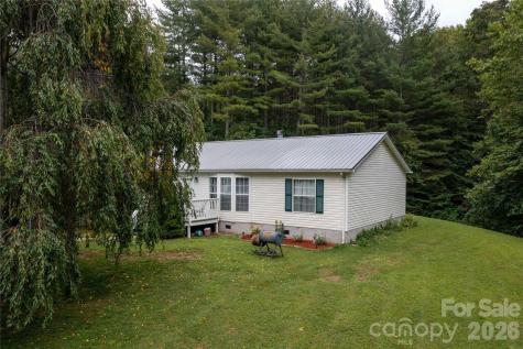 98 Cardinal Lane Burnsville NC 28714