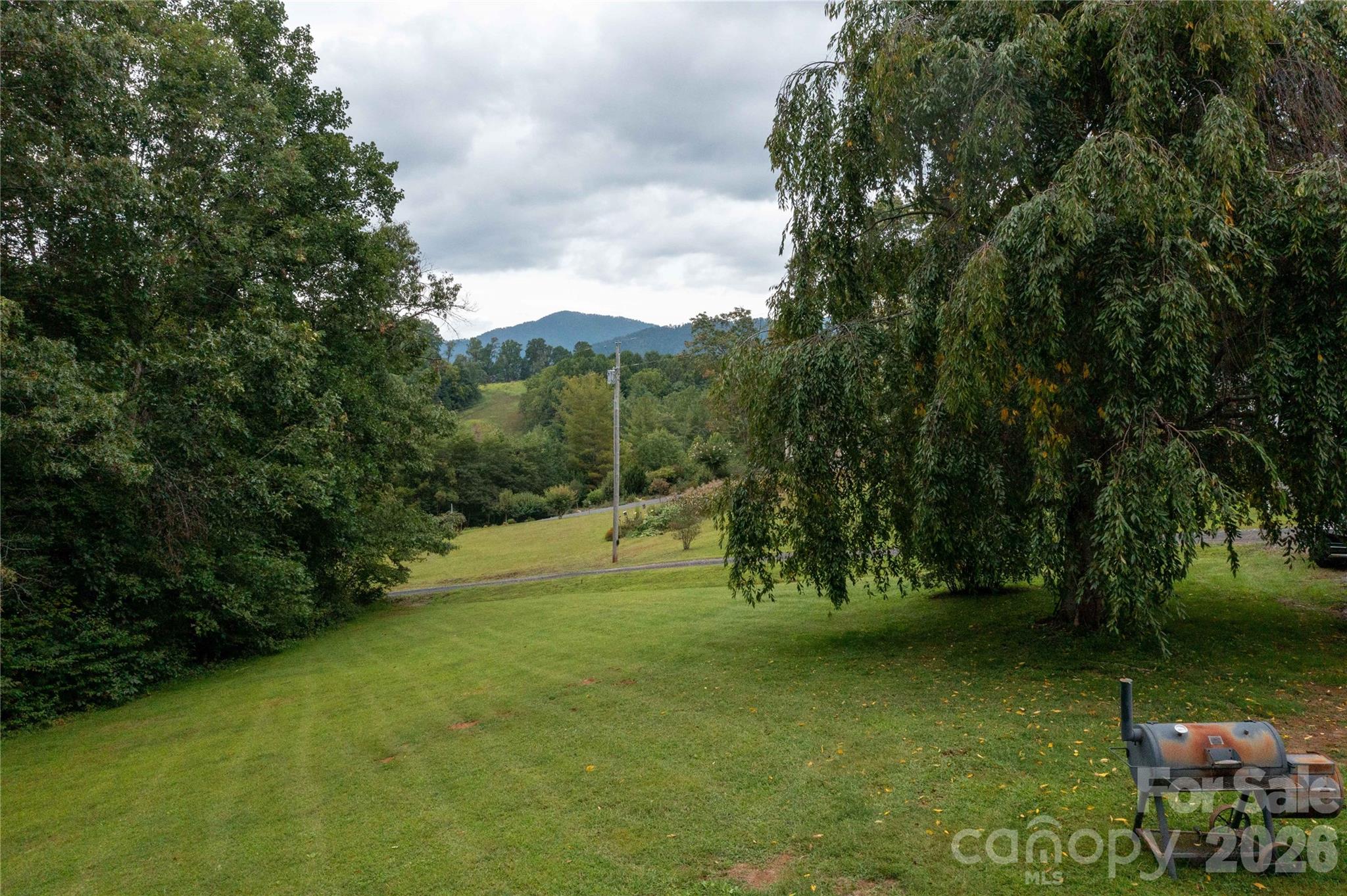 98 Cardinal Lane Burnsville NC 28714