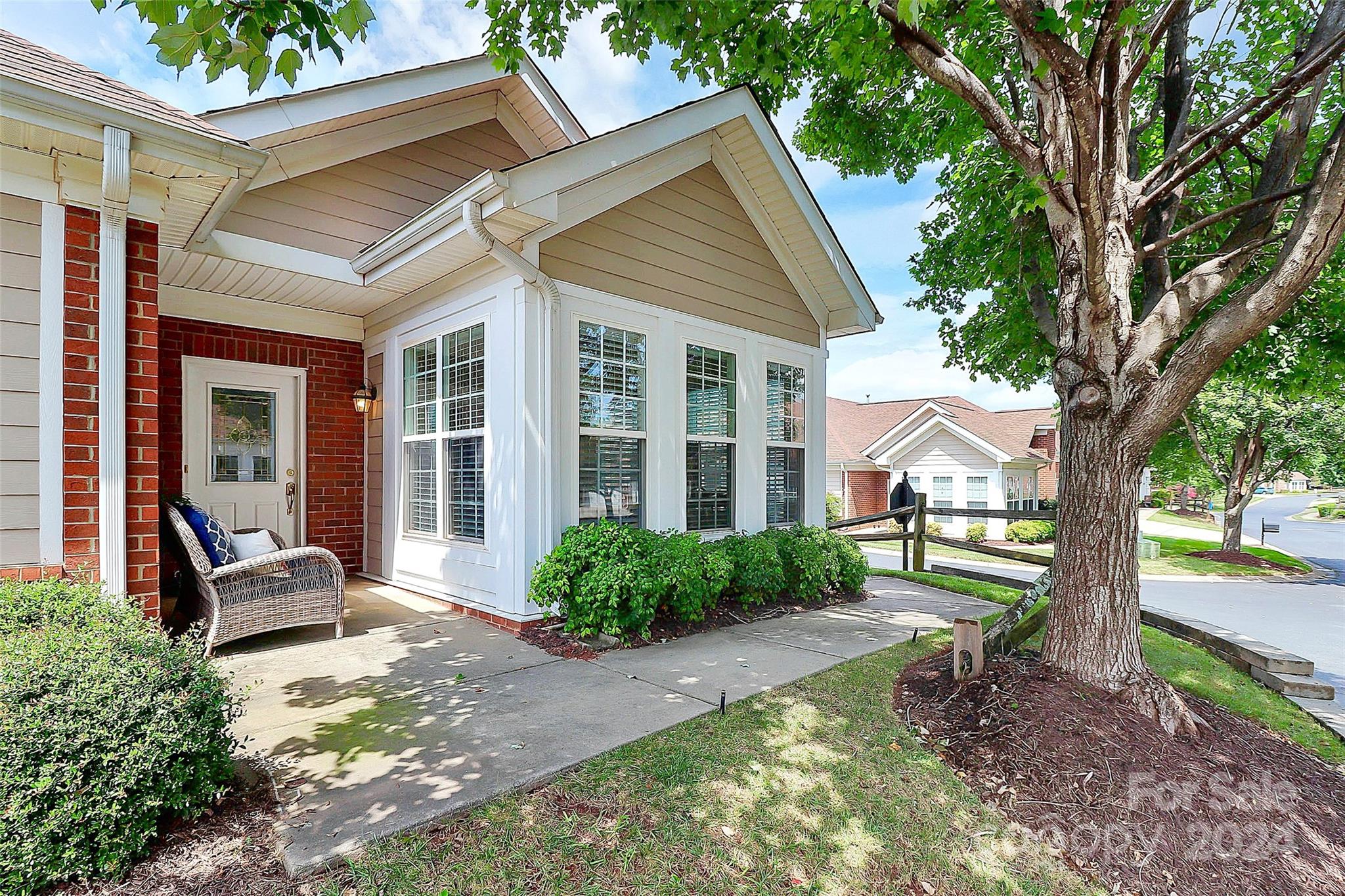 2103 N Castle Court Matthews NC 28105
