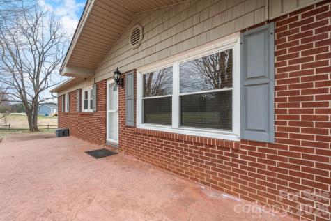 309 Sheldon Street Hudson NC 28638