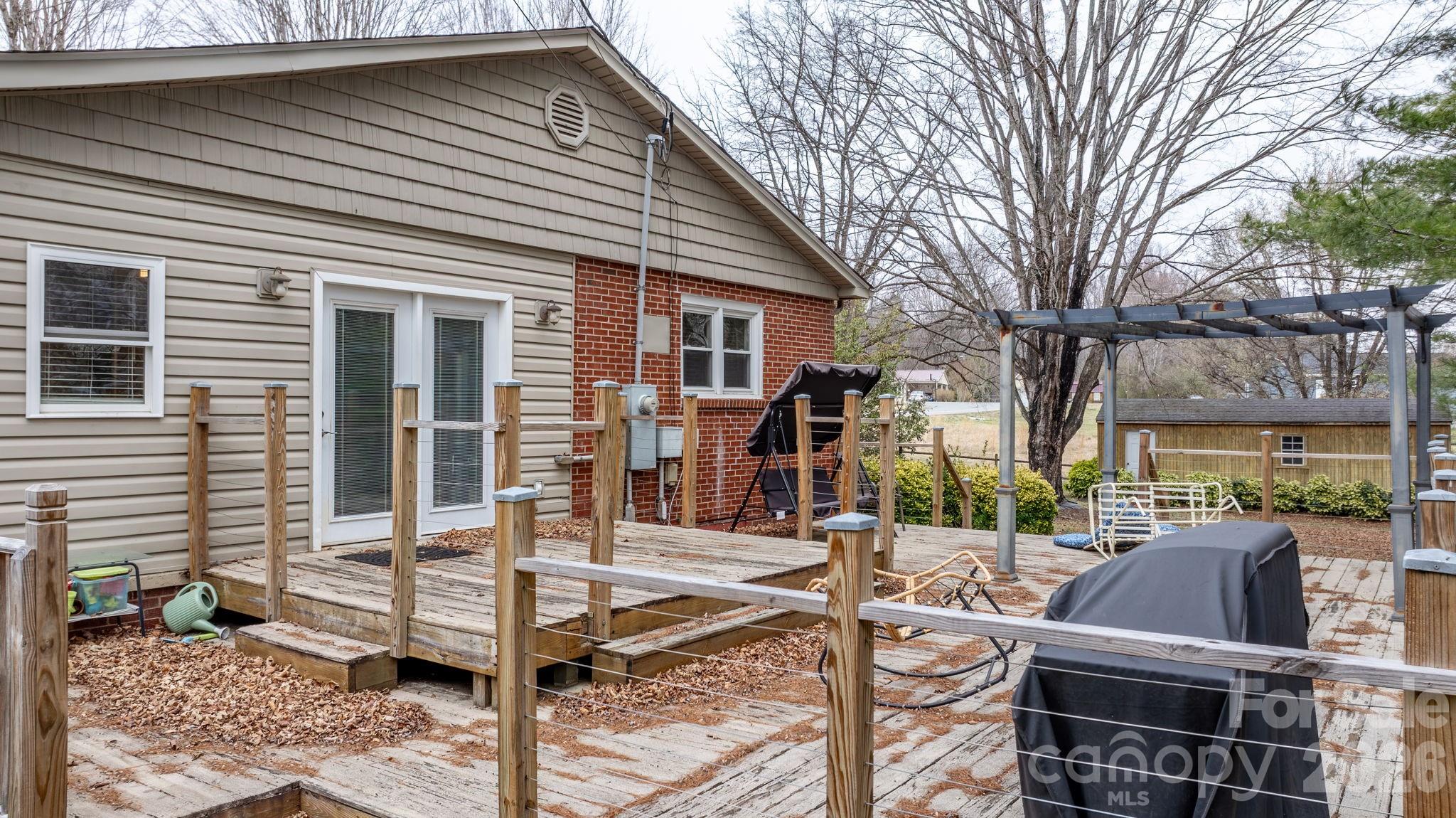 309 Sheldon Street Hudson NC 28638