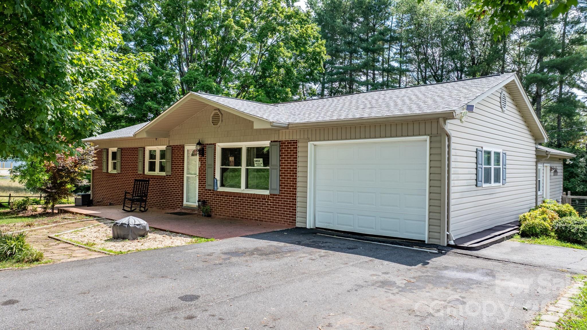 309 Sheldon Street Hudson NC 28638