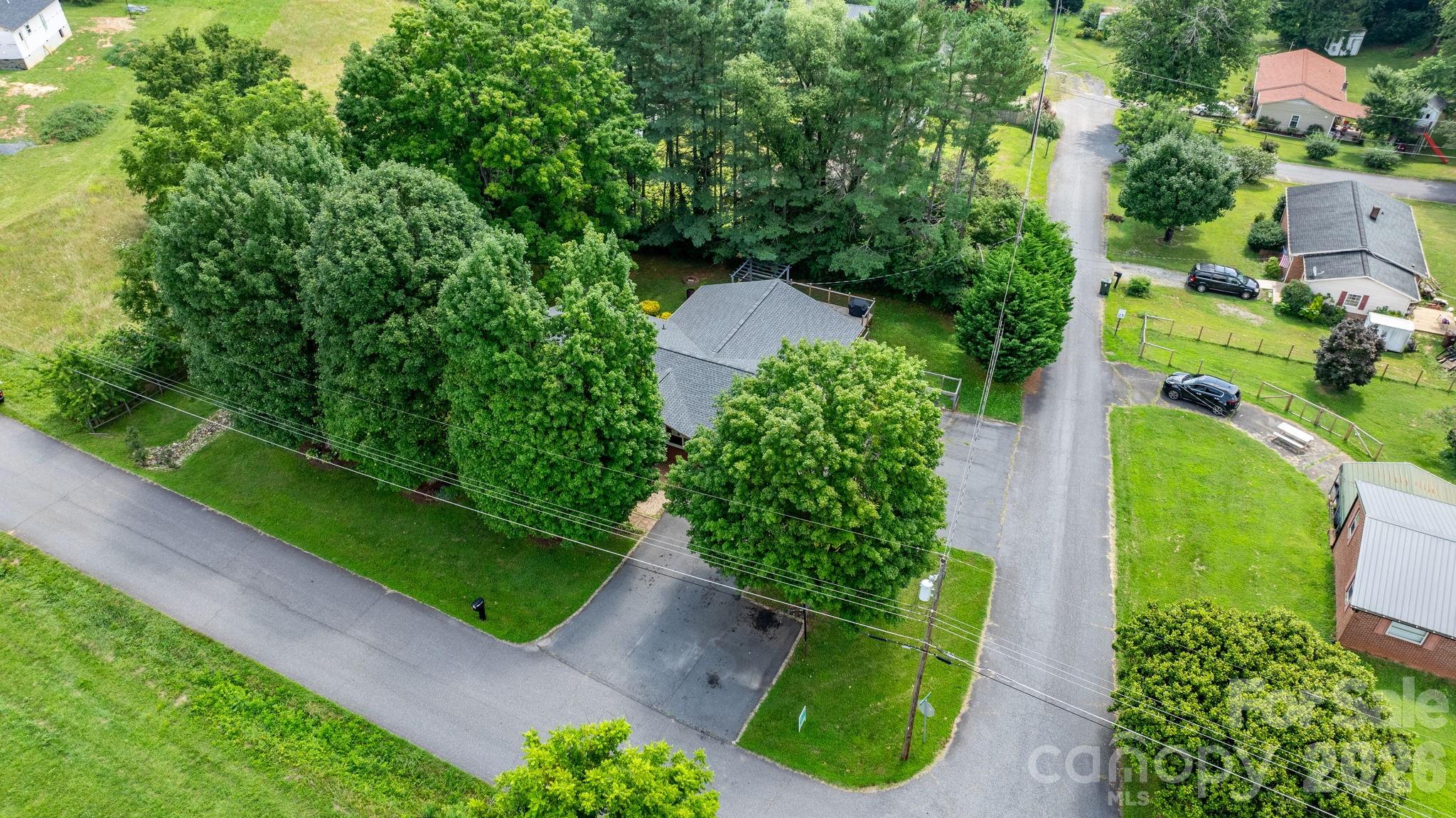 309 Sheldon Street Hudson NC 28638